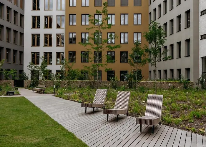 Appartement Days - One-bedroom With Garage Parking And Balcony